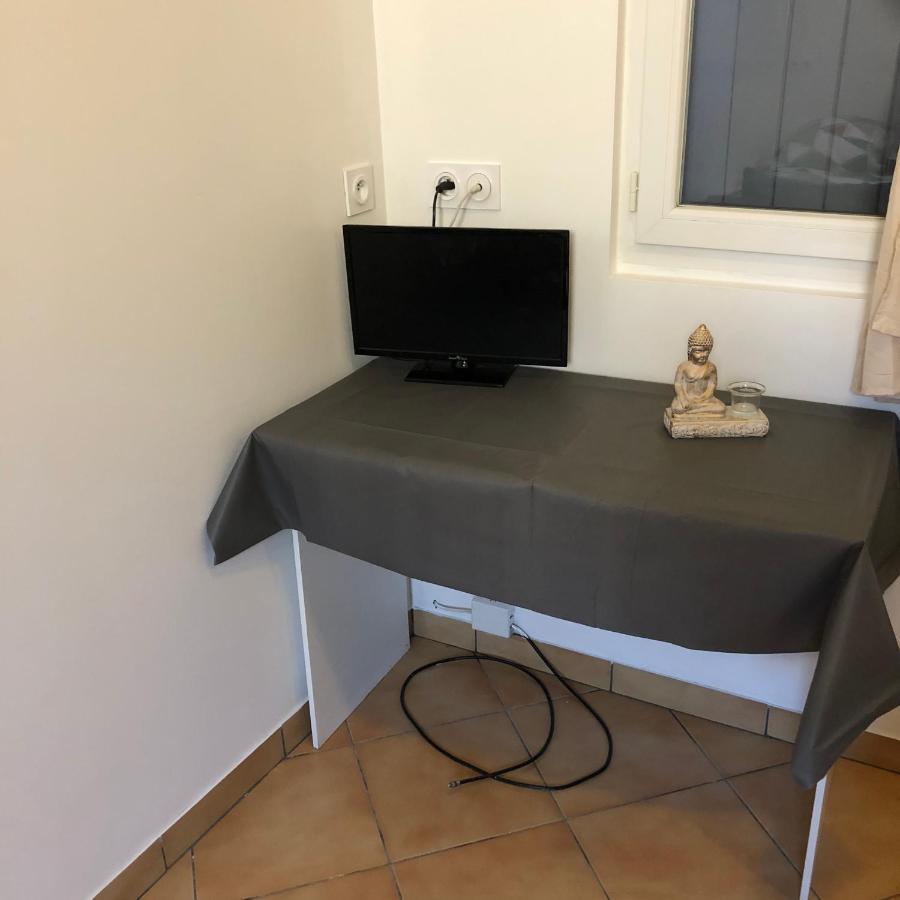 Studio Centre Ville Tarbes Extérieur photo